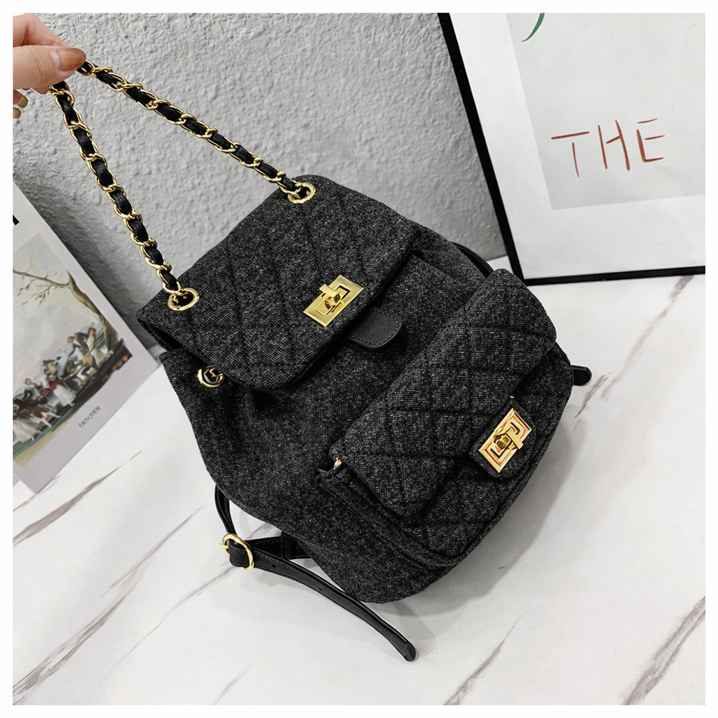 The Noir Royale Mini